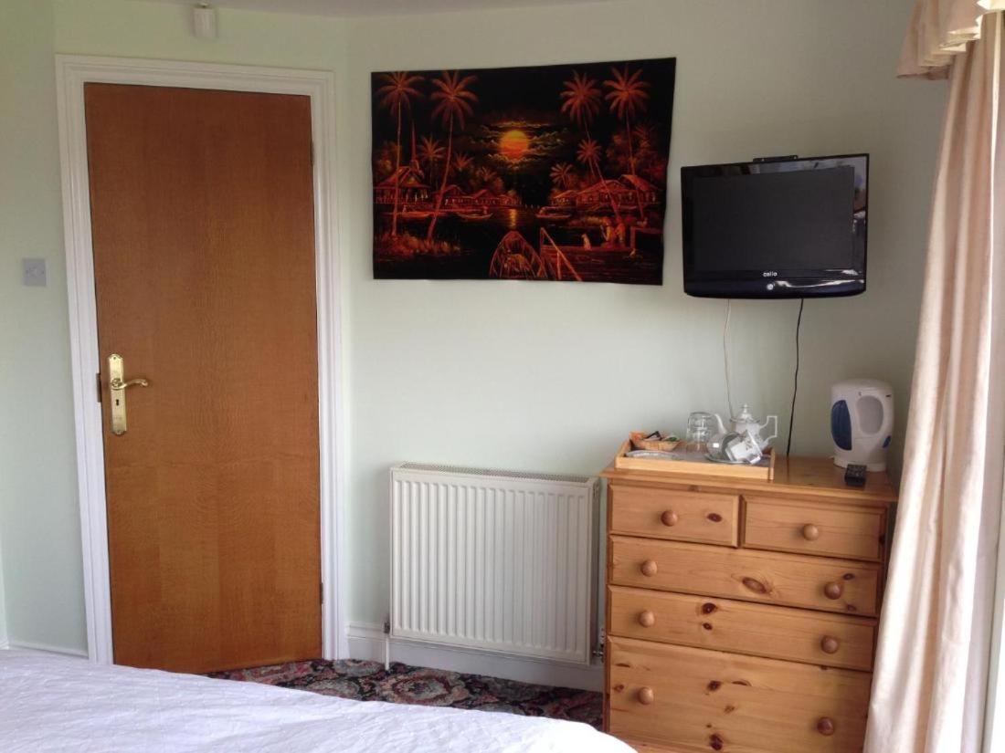 Room In Guest Room - Orchard Manor, Fore Street, Probus, Tr24Ly, Nr Truro Exterior photo